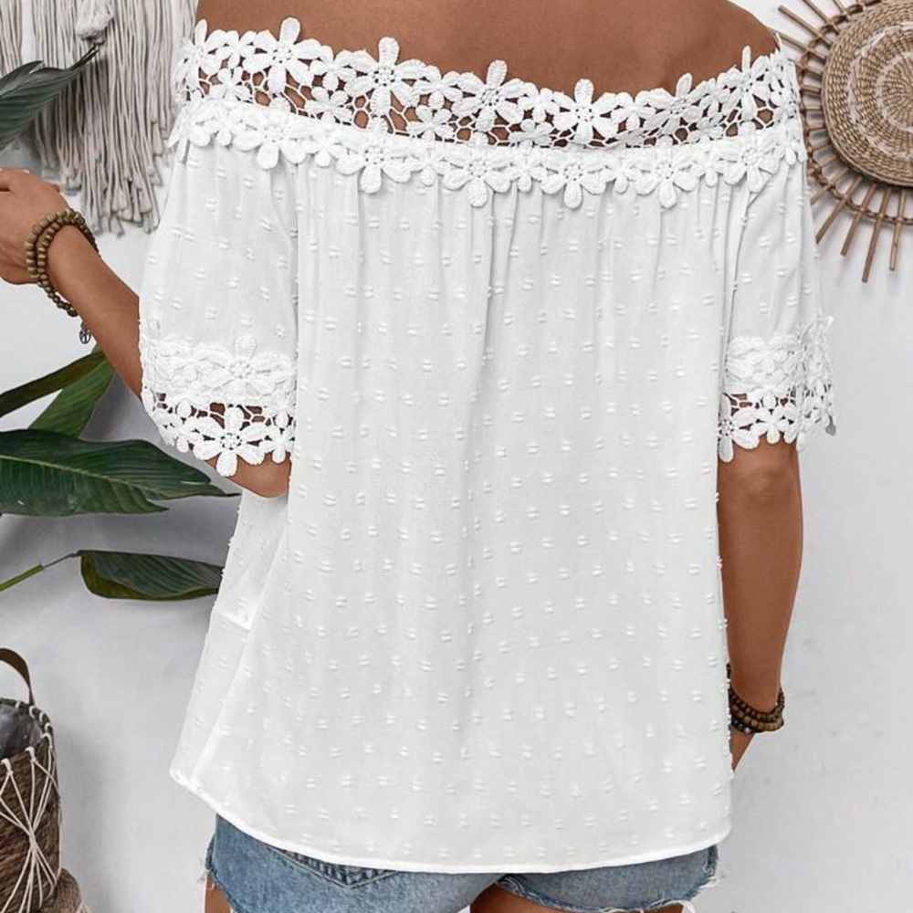 New Elegant White Off-Shoulder Lace Top - Picture 3 of 5